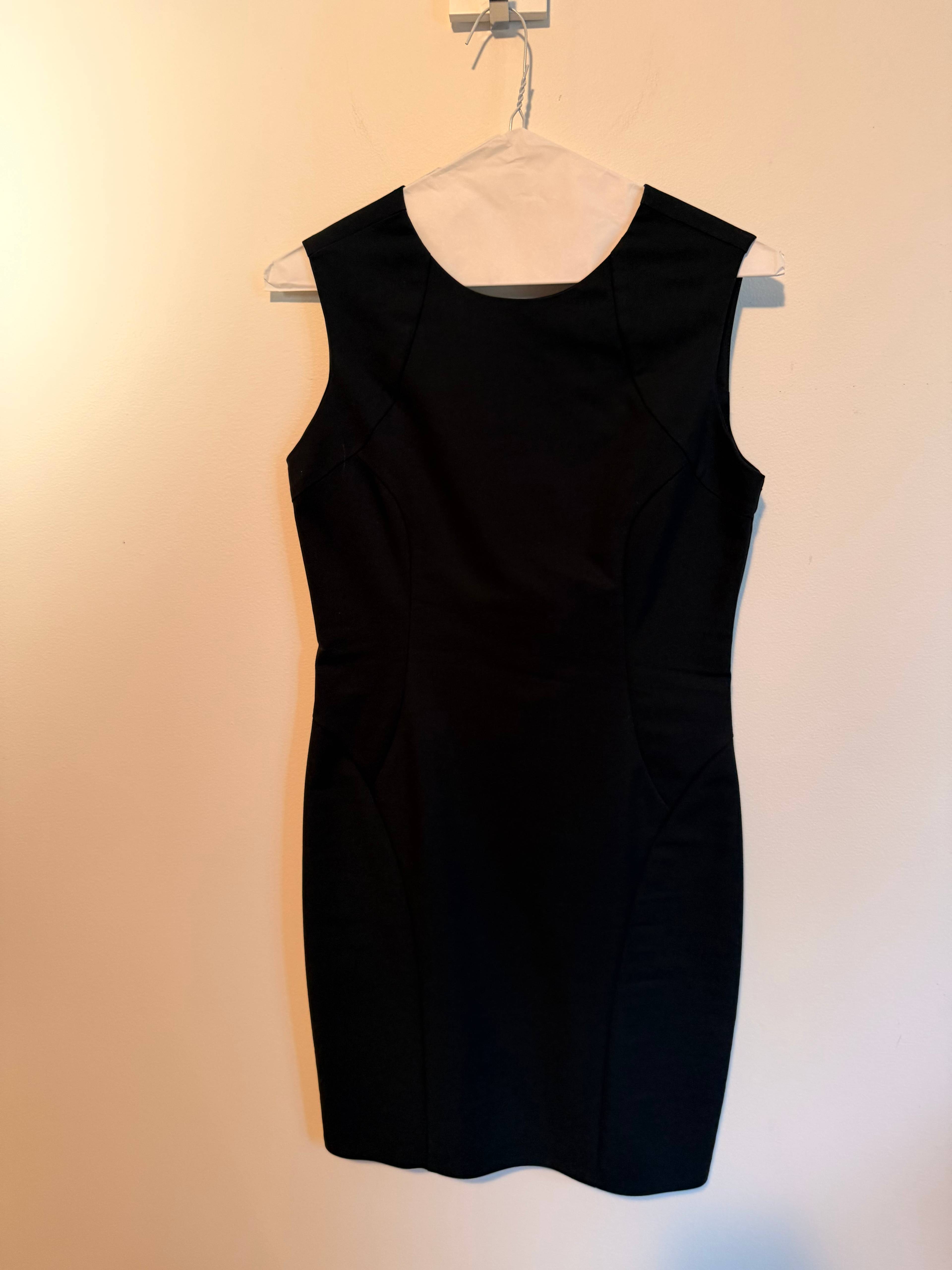 Robe Icône noire - photo originale