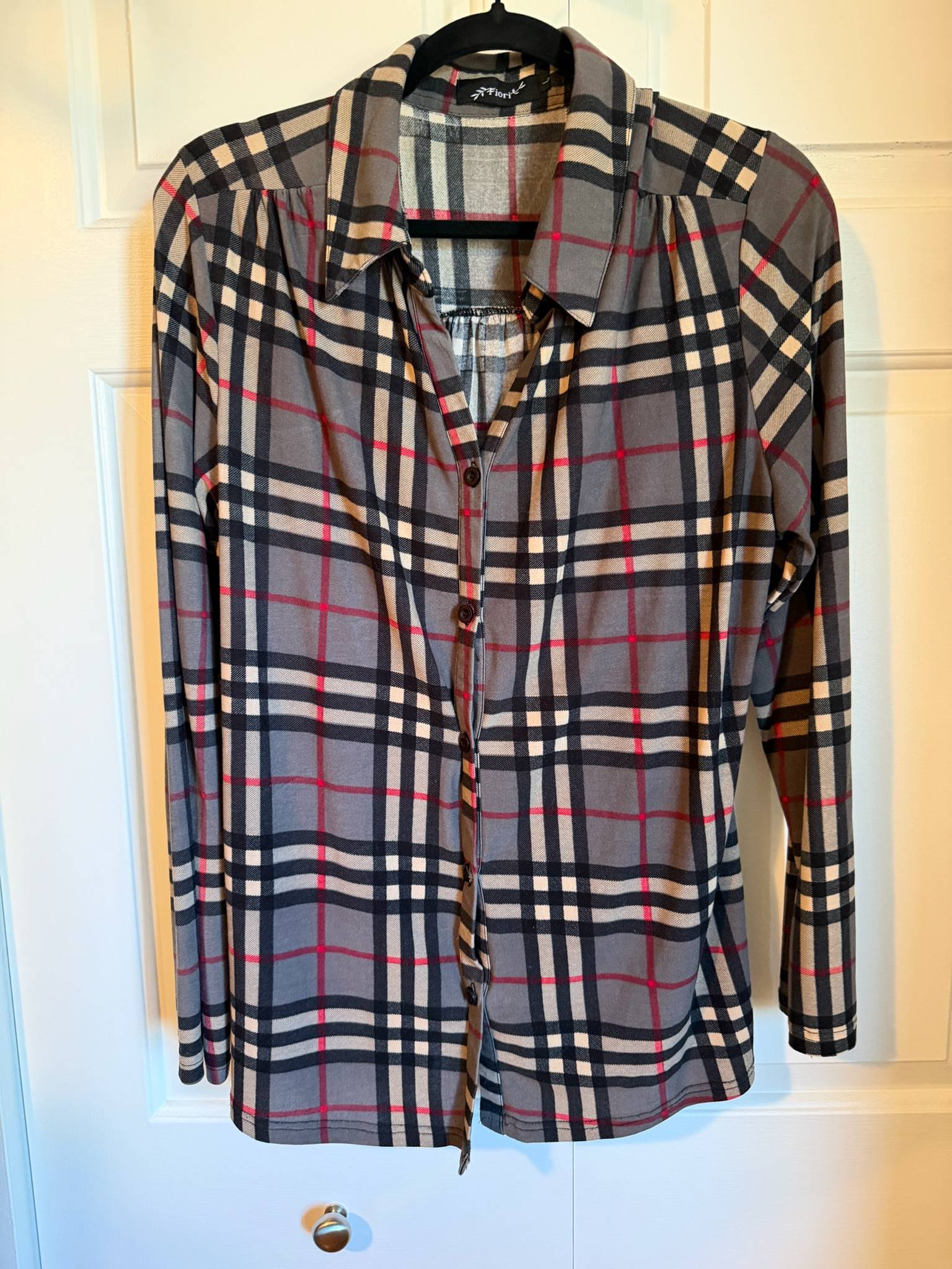 Chemise à carreaux gris - photo originale