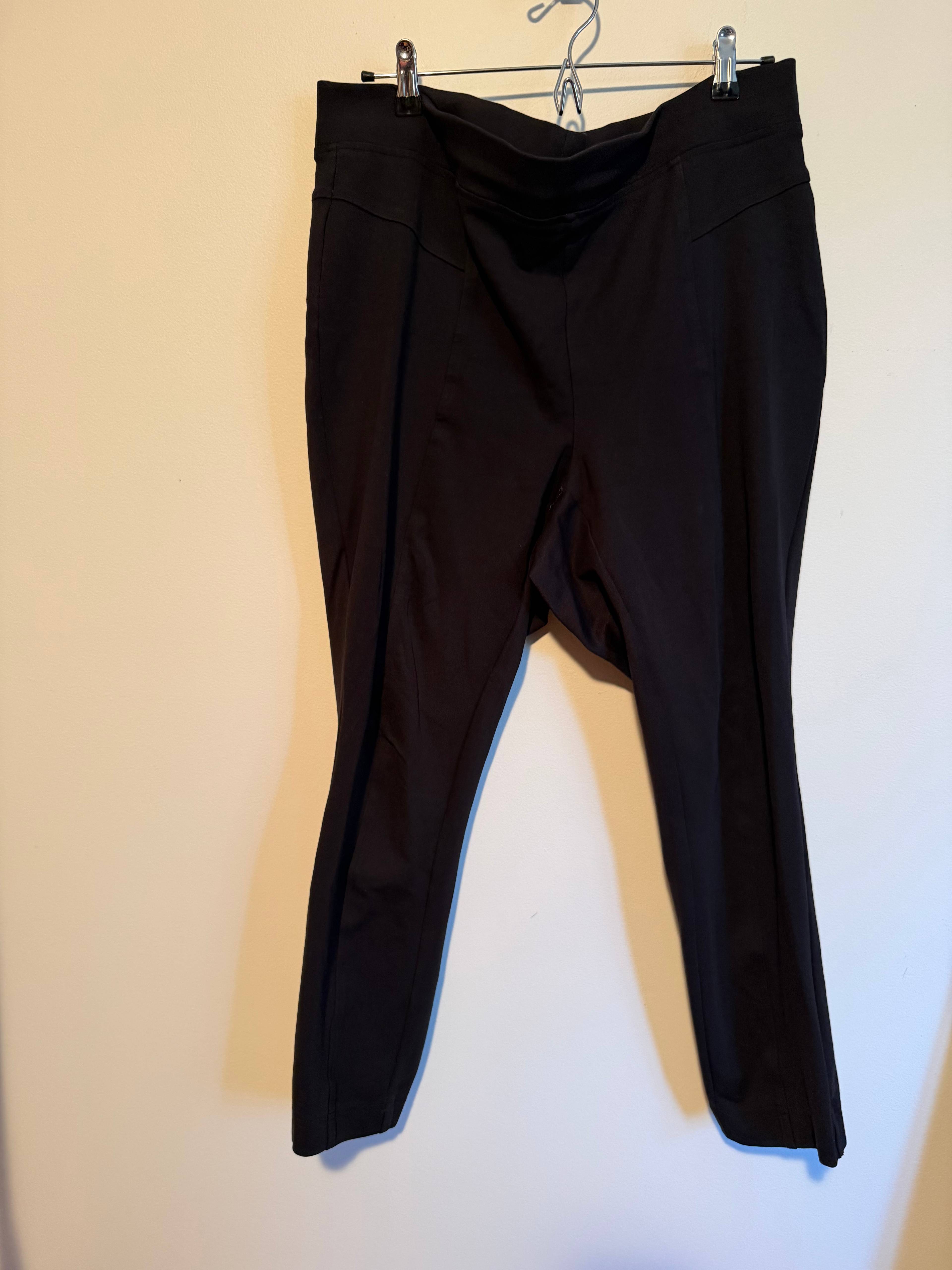 Pantalon noir Addition Elle - photo originale