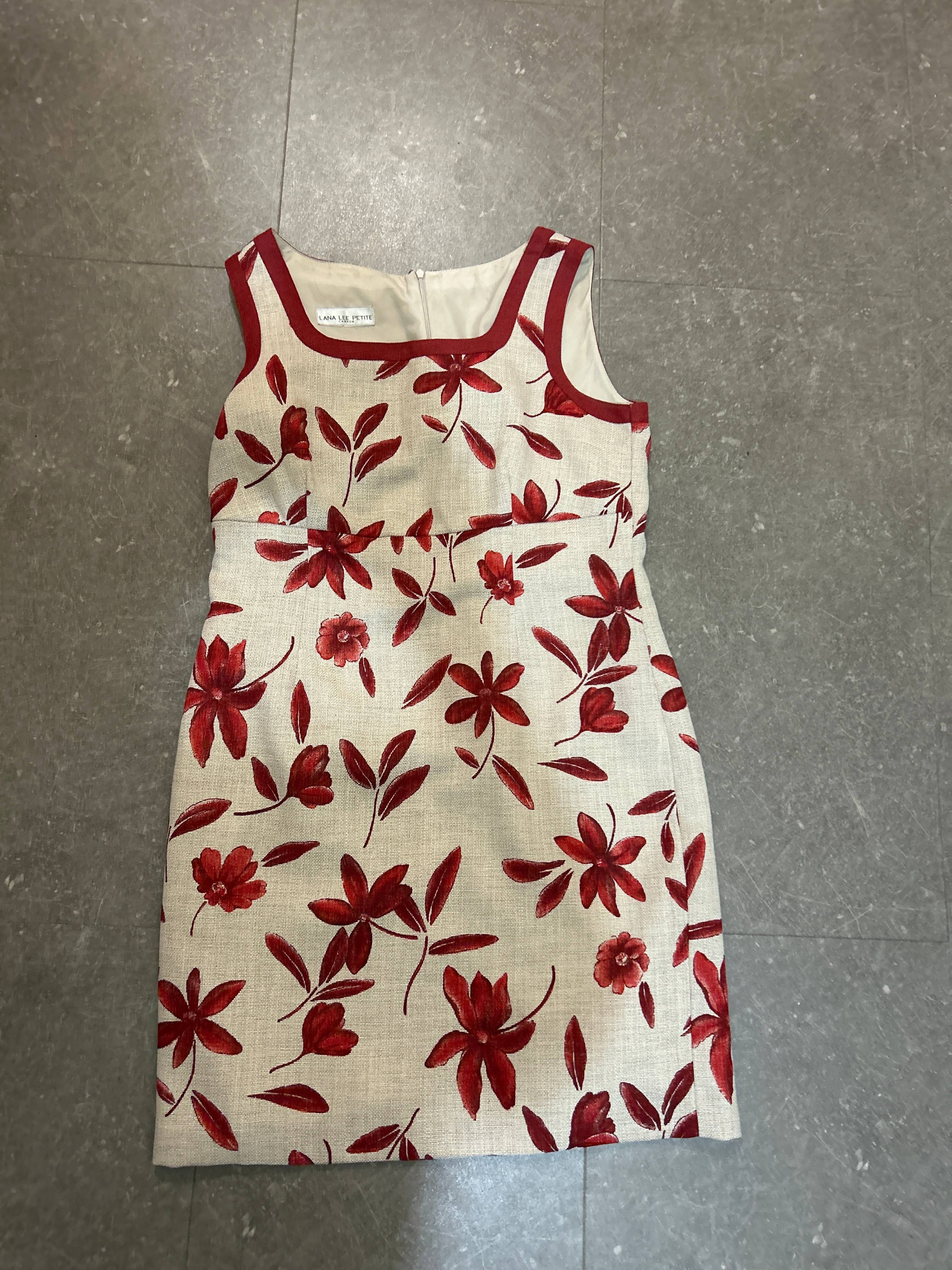 Robe florale Lana Lee Petite beige et rouge - photo originale