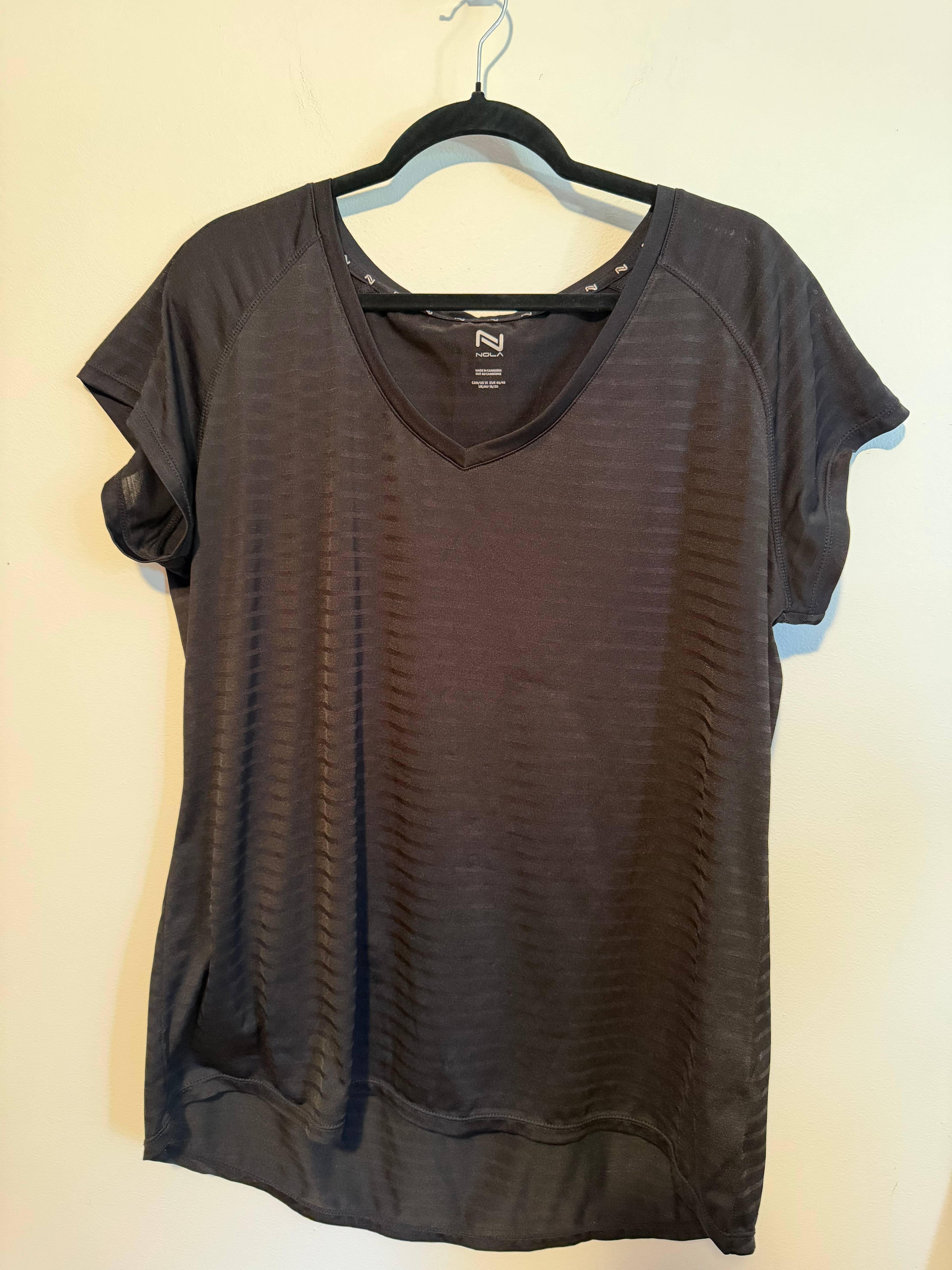 T-shirt Nola noir - photo originale