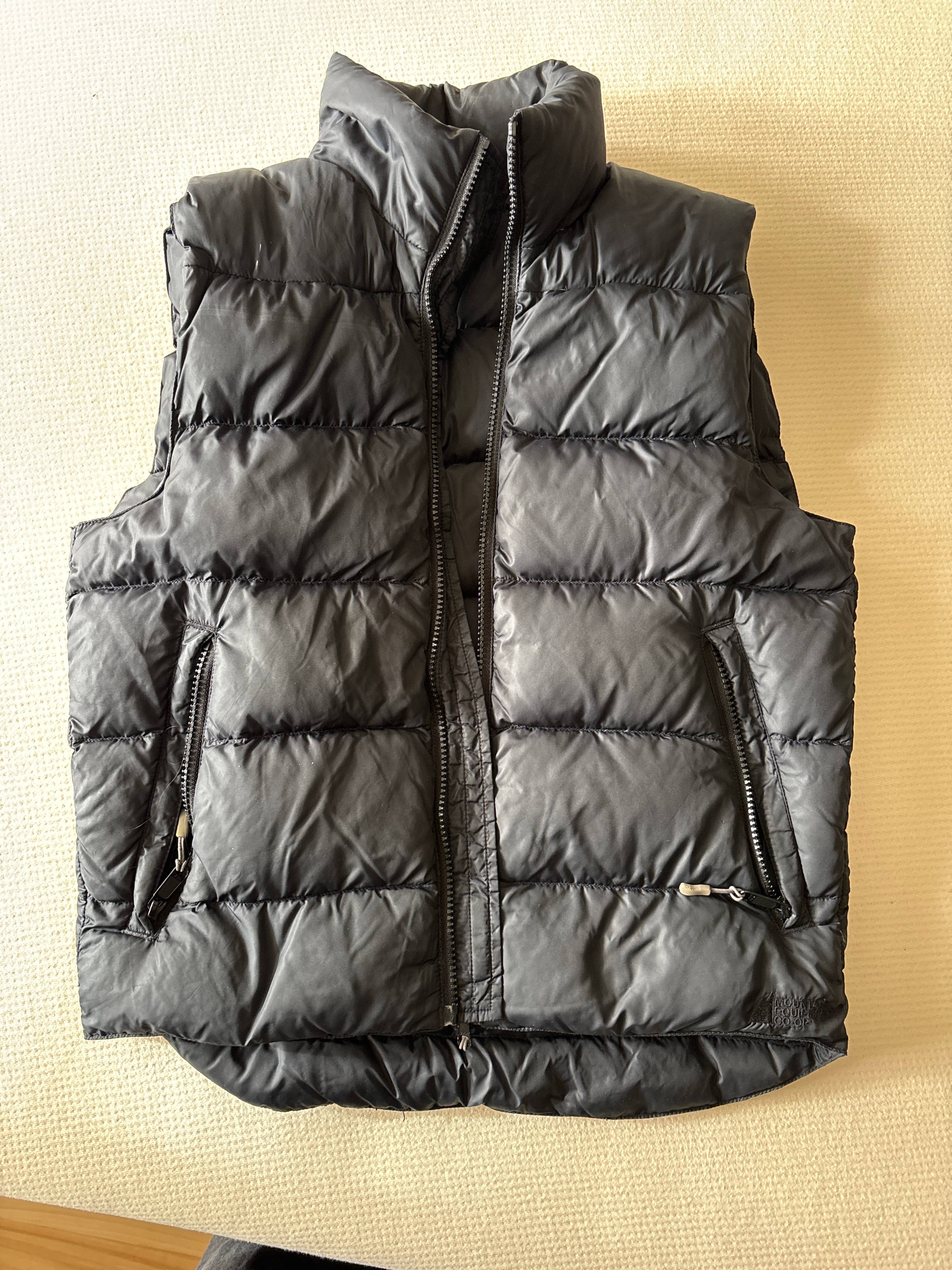 Veste sans manches Mountain Equipment Co-op noire - photo originale