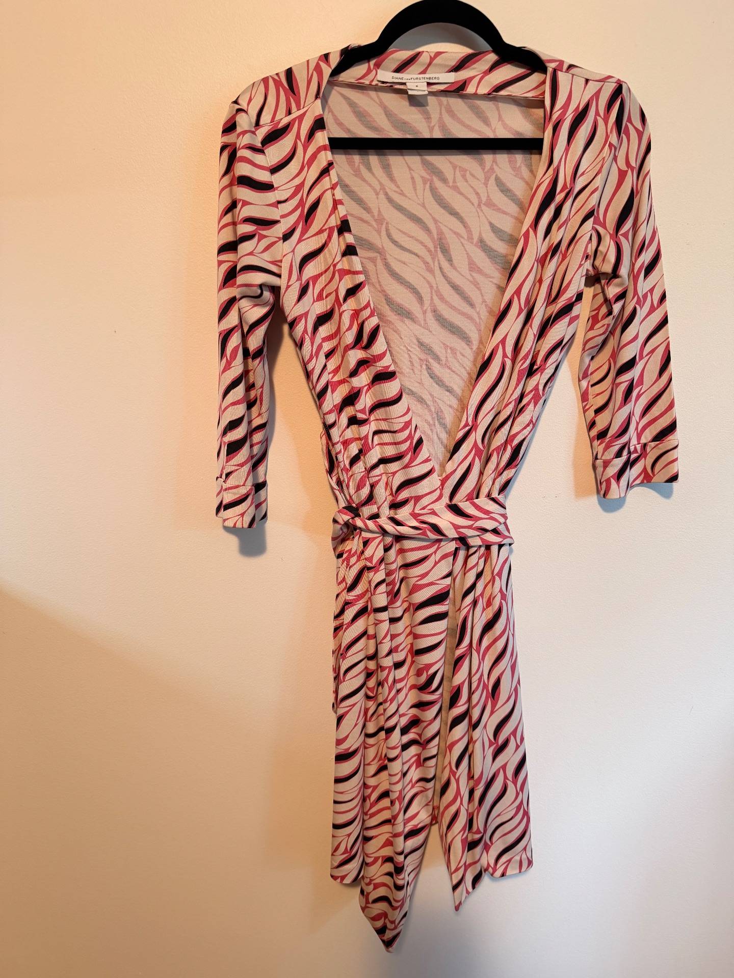 Robe cache-cœur imprimée Diane von Furstenberg - photo originale
