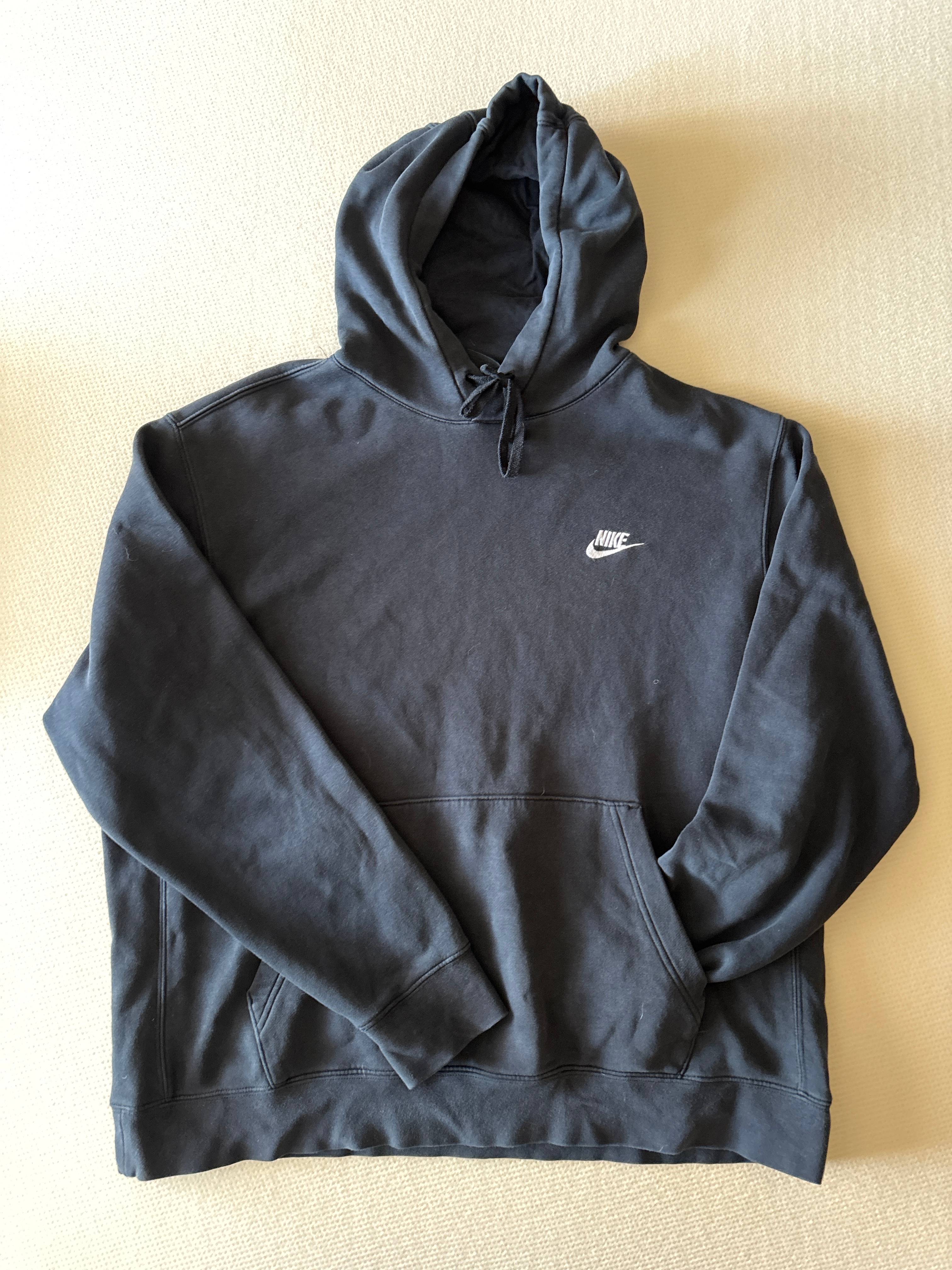 Sweat Nike noir - photo originale