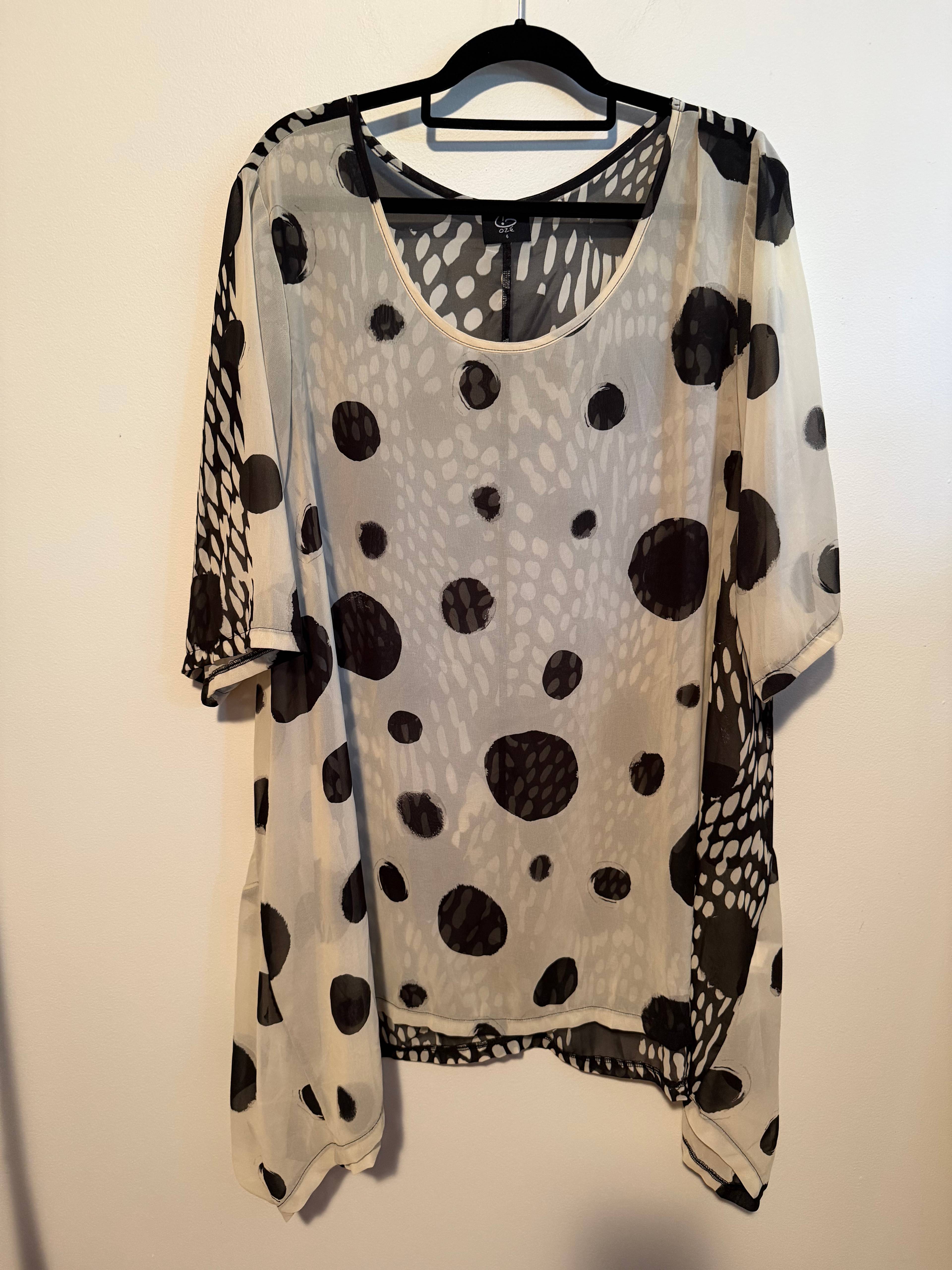 Tunique pois Oze beige et noir - photo originale