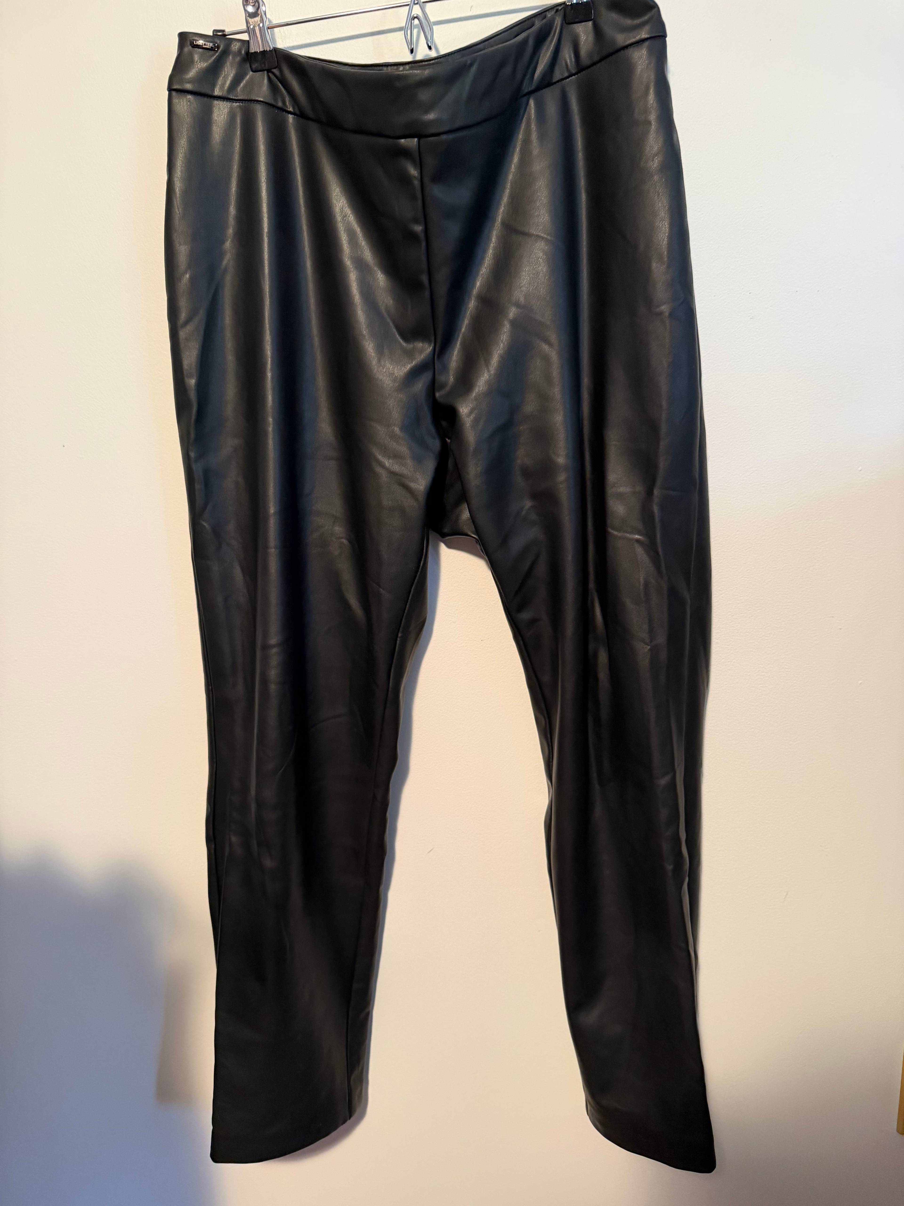 Pantalon en simili cuir Lisette/L noir - photo originale