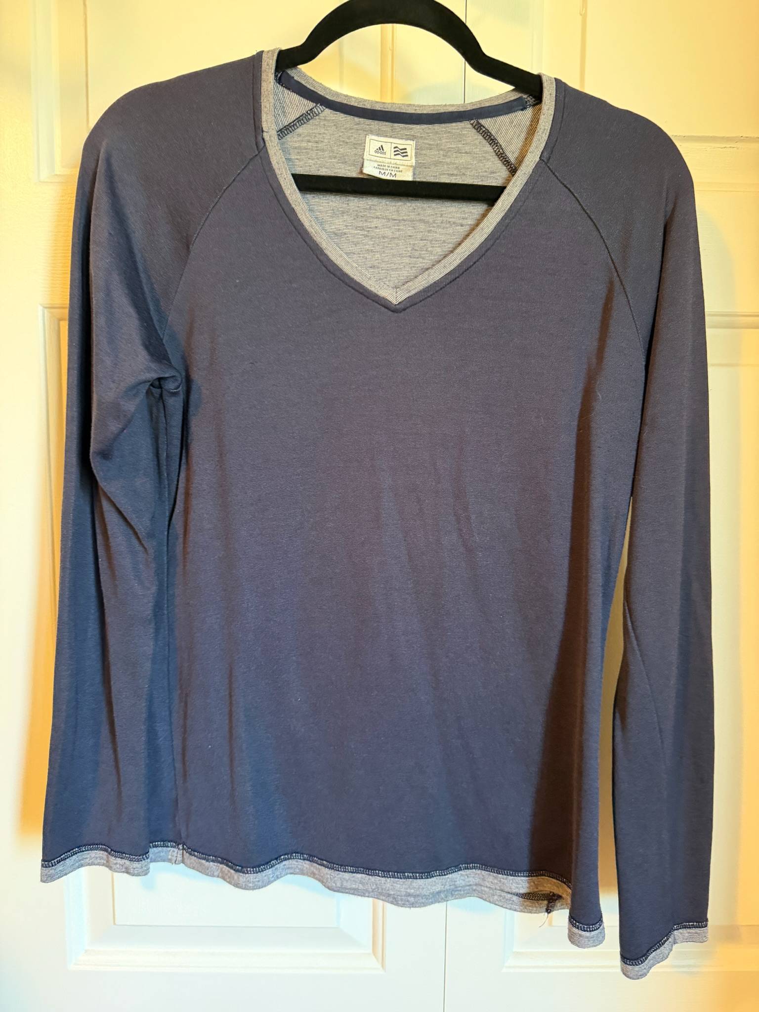 T-shirt manches longues Adidas bleu - photo originale