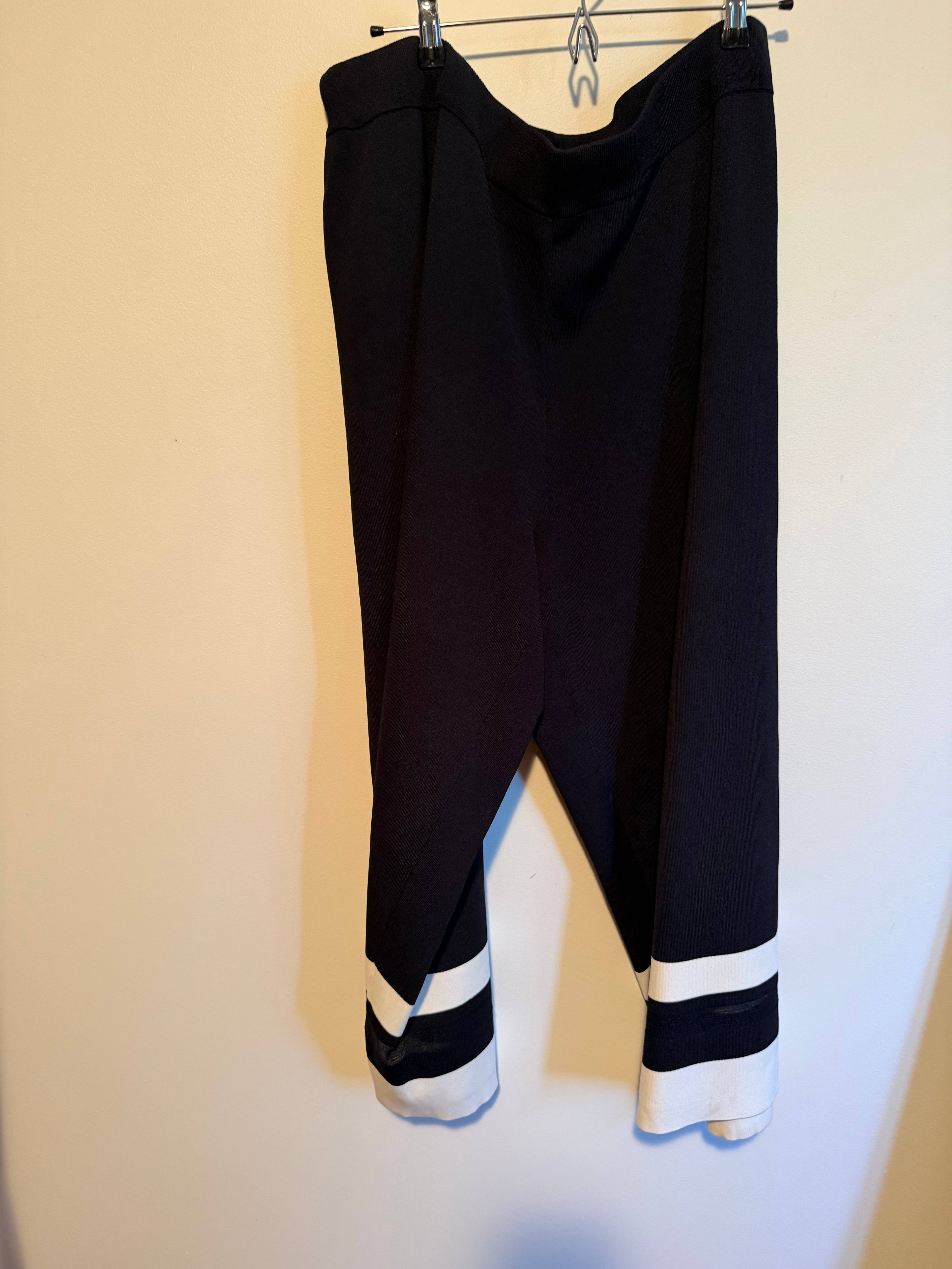 Pantalon Joseph Ribkoff noir à bandes blanches - photo originale