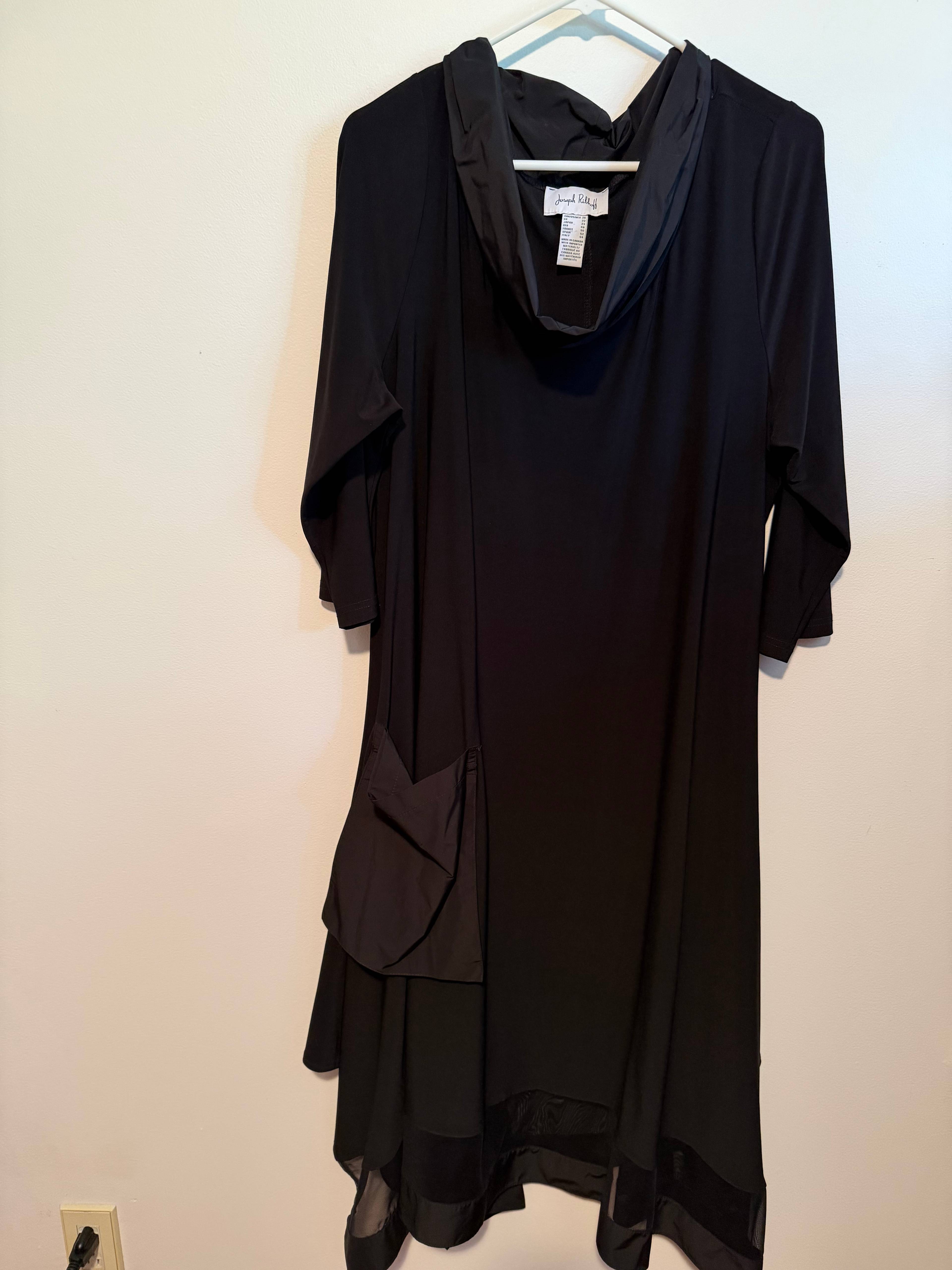 Robe noire Joseph Ribkoff - photo originale