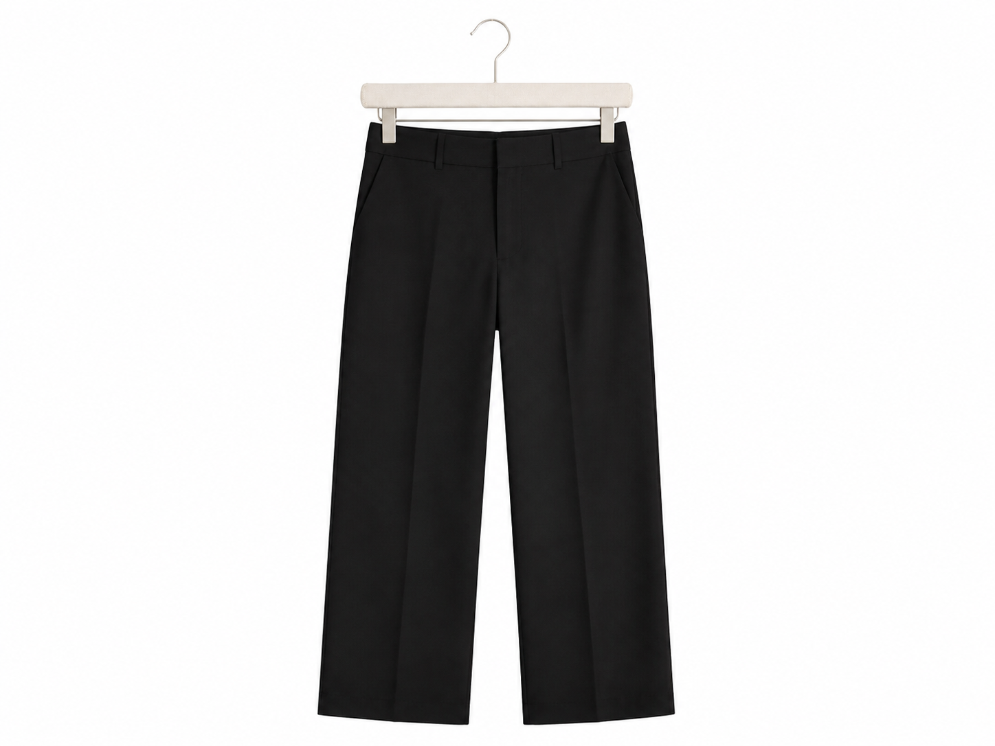 Pantalon Nike noir - image générée par IA