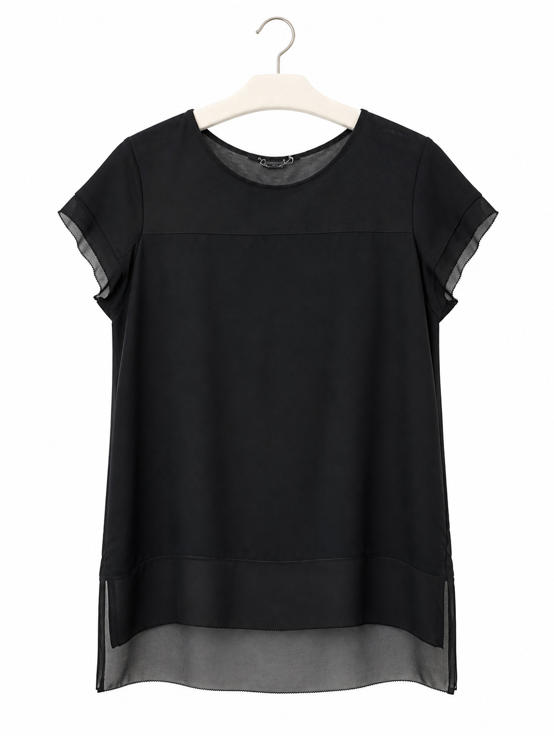Blouse French Connection vert forêt - image générée par IA