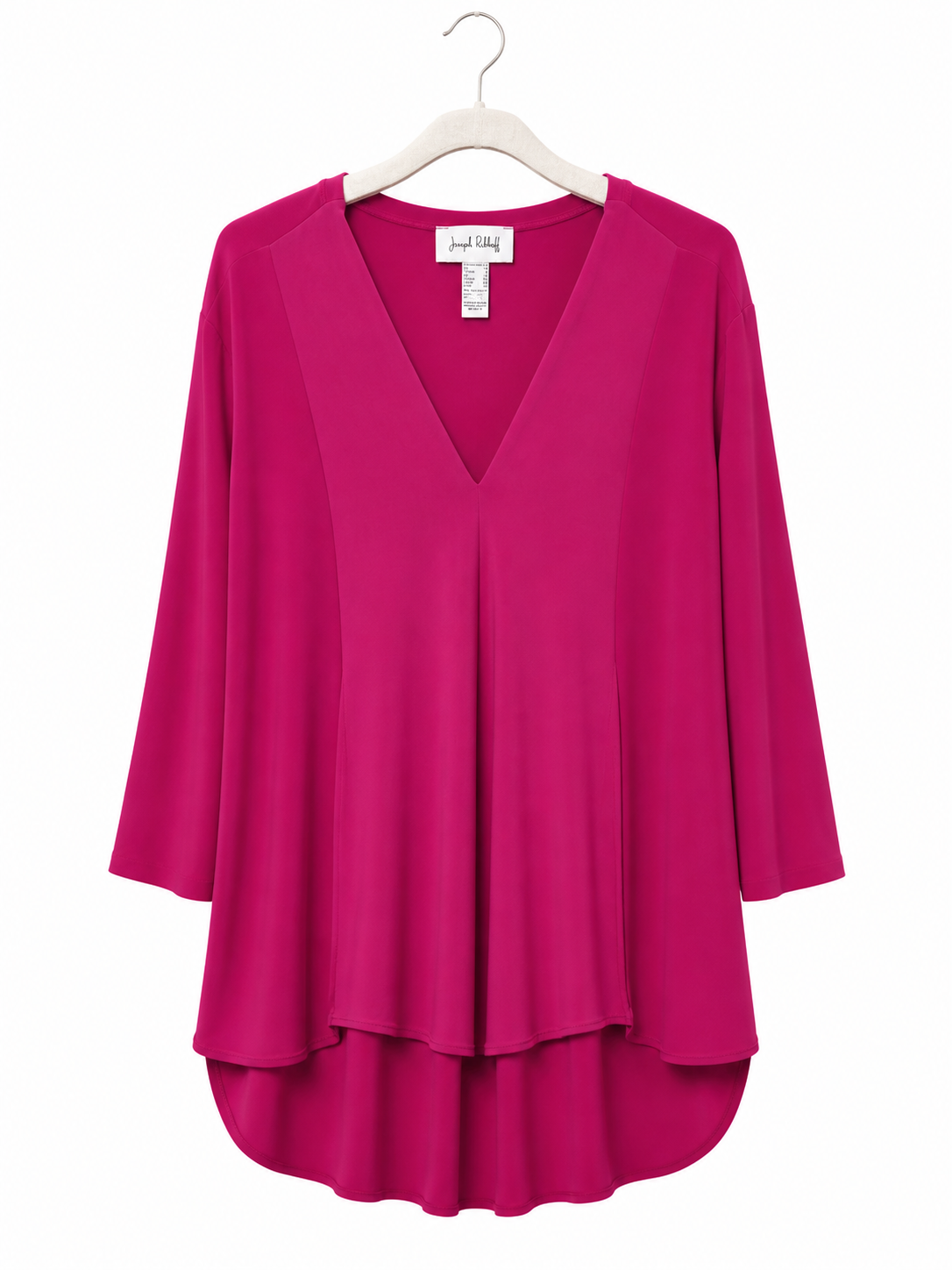 Top ample Joseph Ribkoff rose - image générée par IA
