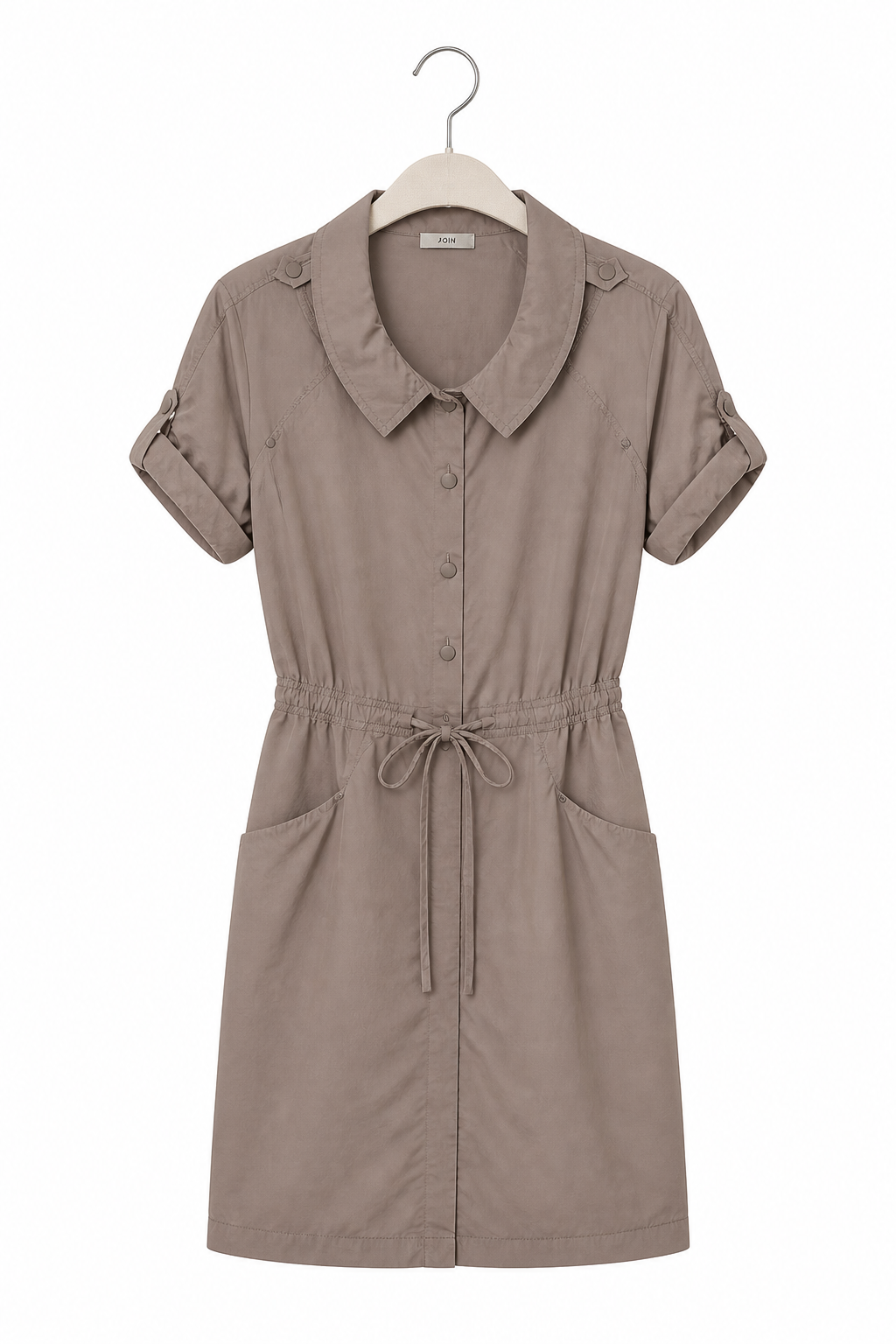 Robe Zapa beige avec cordon - image générée par IA