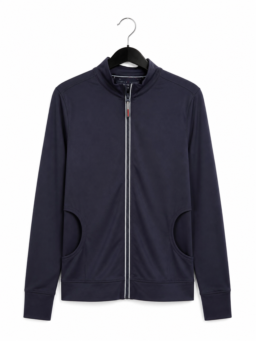 Veste de sport Tommy Hilfiger marine - image générée par IA