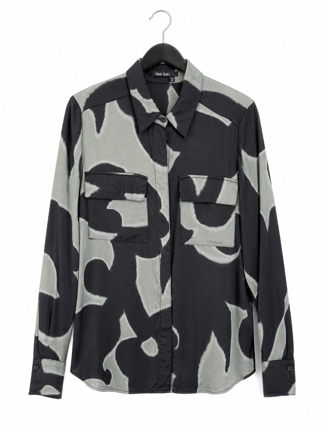Chemise Marc Aurel multicolore - image générée par IA