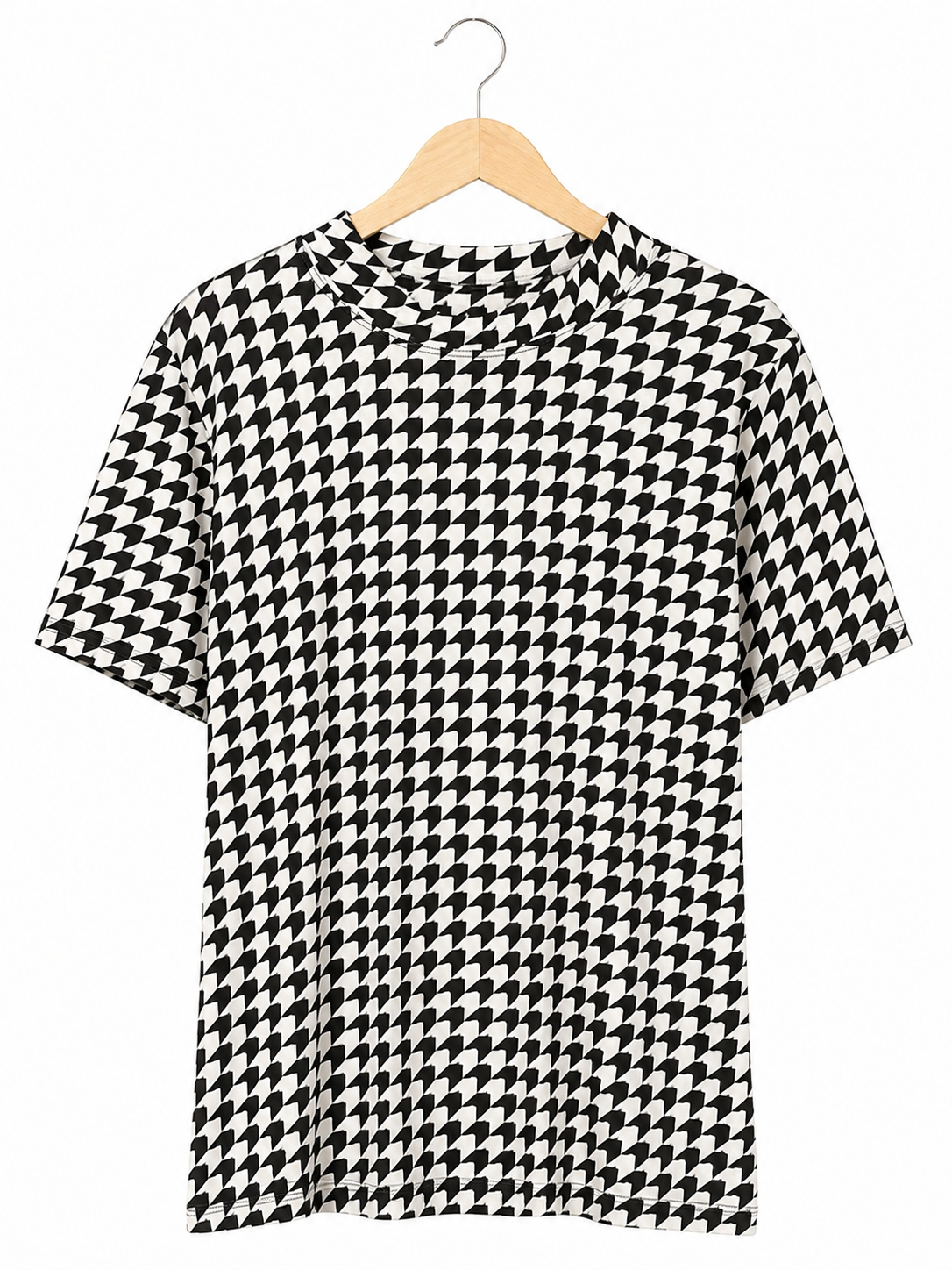 T-shirt à motif géométrique Marc Cain noir et blanc - image générée par IA