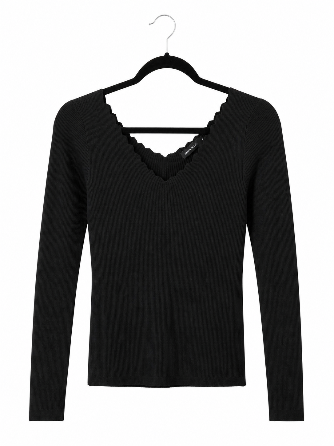 Pull côtelé Karen Millen noir - image générée par IA