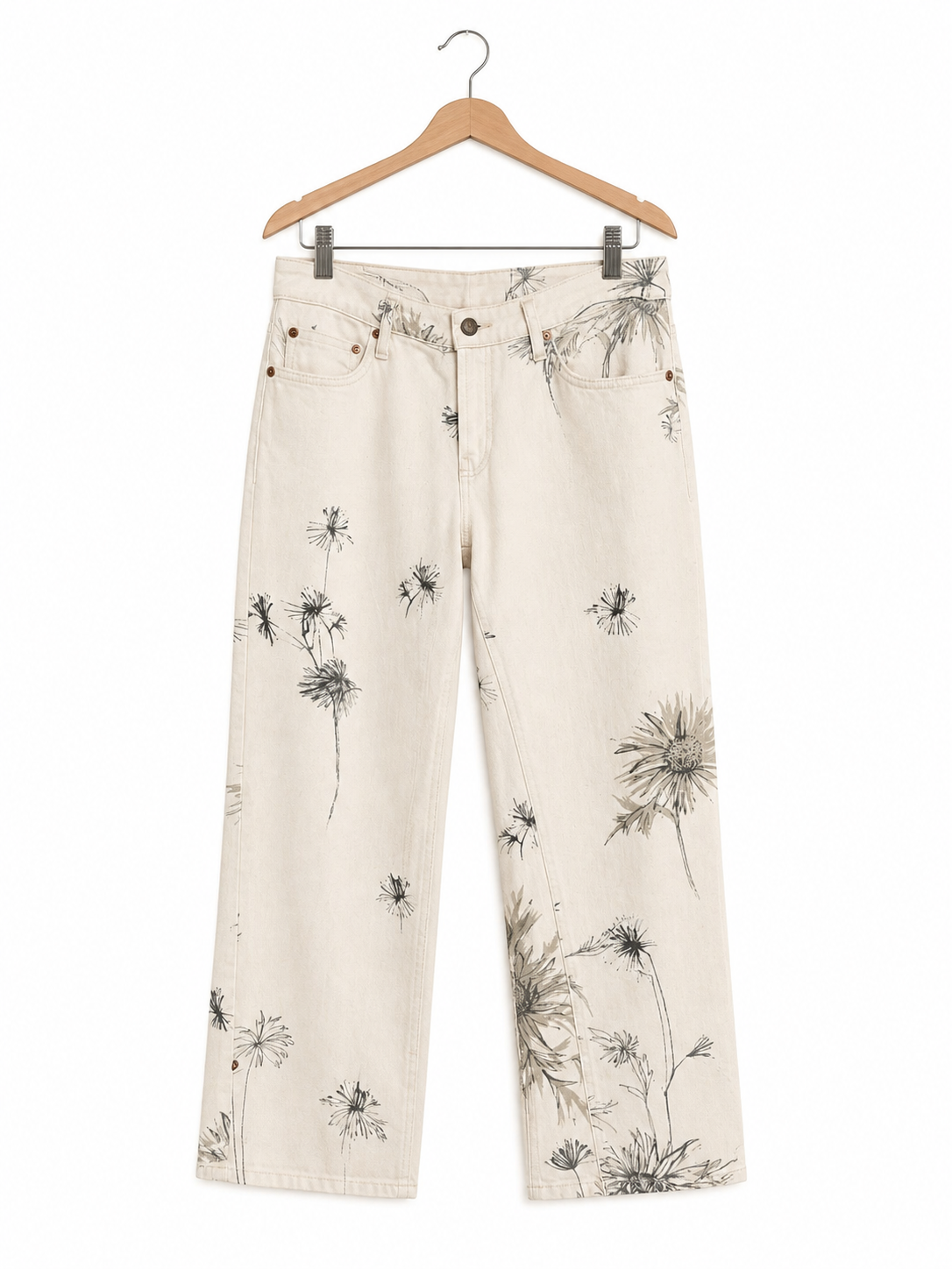 Jean à fleurs beige Cambio - image générée par IA